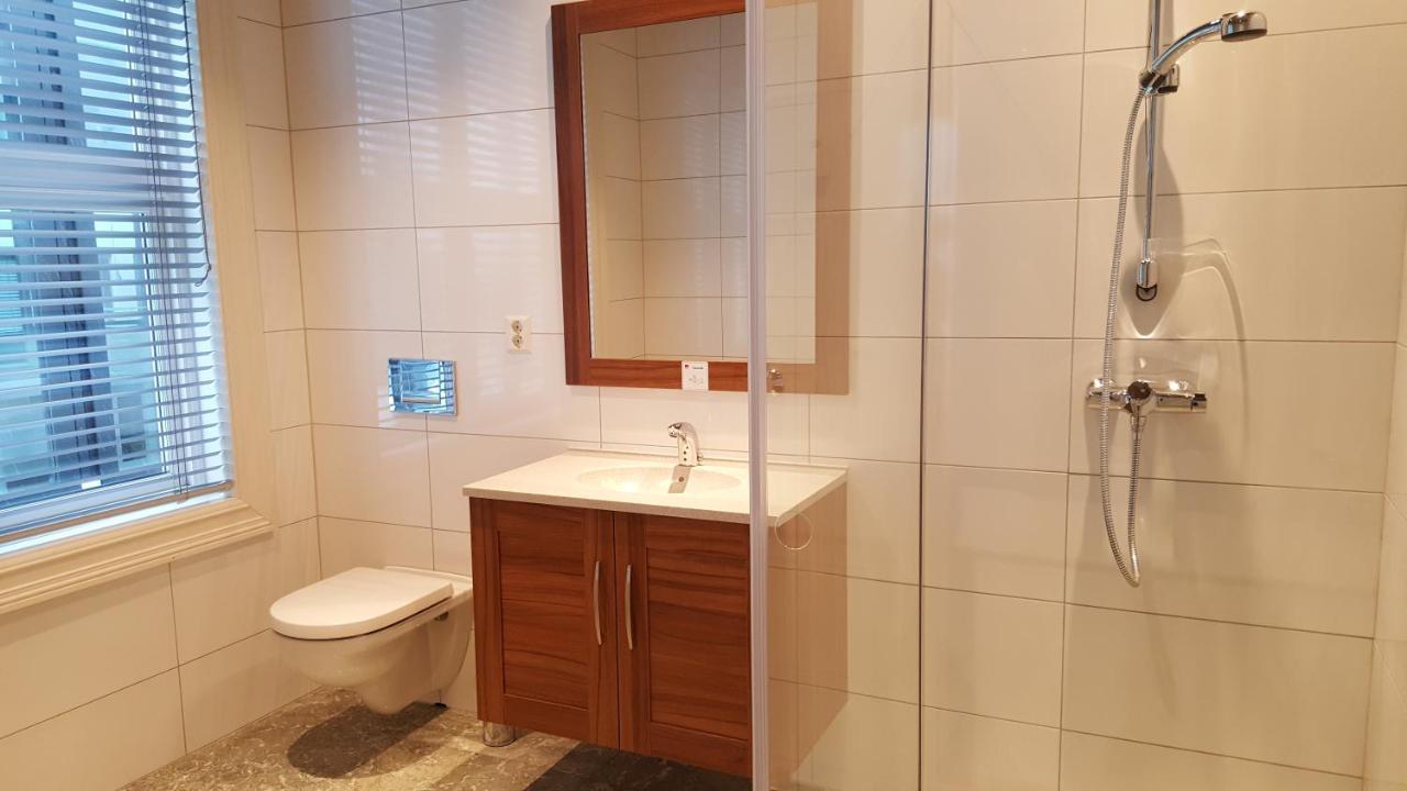 Elton Hotel Raufoss Екстериор снимка
